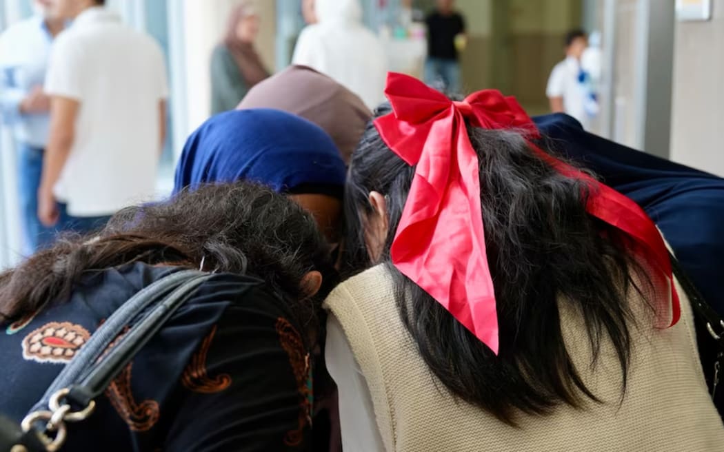 Women can be present when a client who wears the hijab attends a hair appointment.
