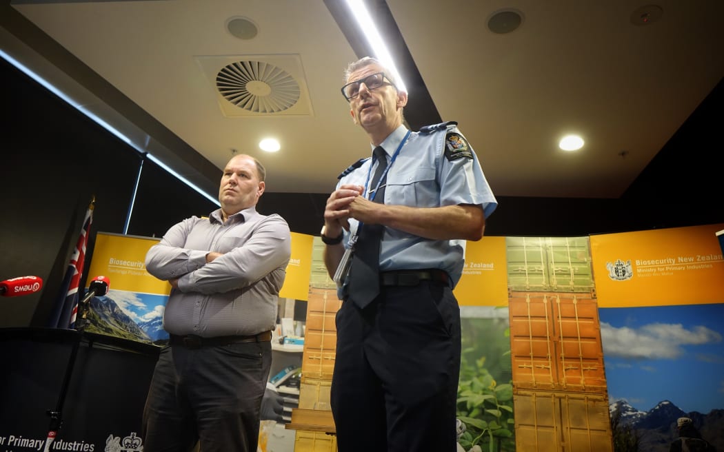 Andrew Hoggard and MPI / Biosecurity NZ’s Mike Inglis - hornets funding