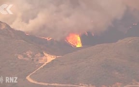 Kiwi firefighters arrive in California to help fight wildfires