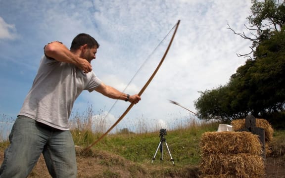 Bill Schindler - Live Like a Caveman