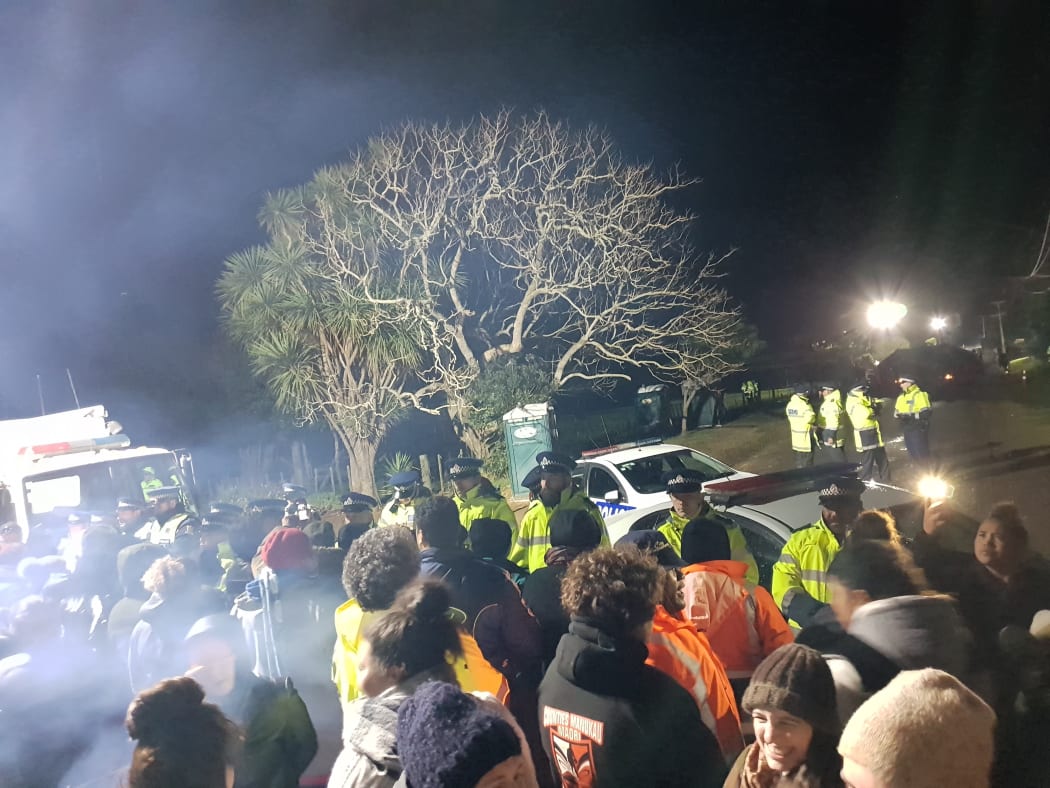 Police presence ramps up at Ihumatao on the evening of 5 August 2019.