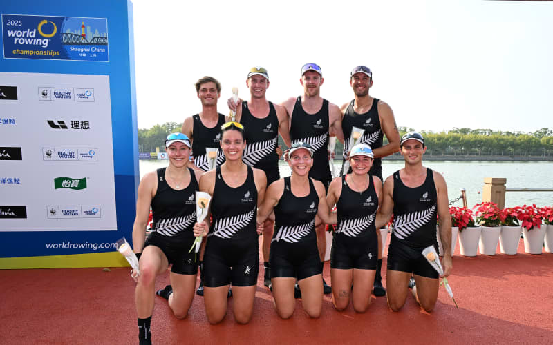 Kiwis embrace new mixed rowing eight event with bronze medal | RNZ