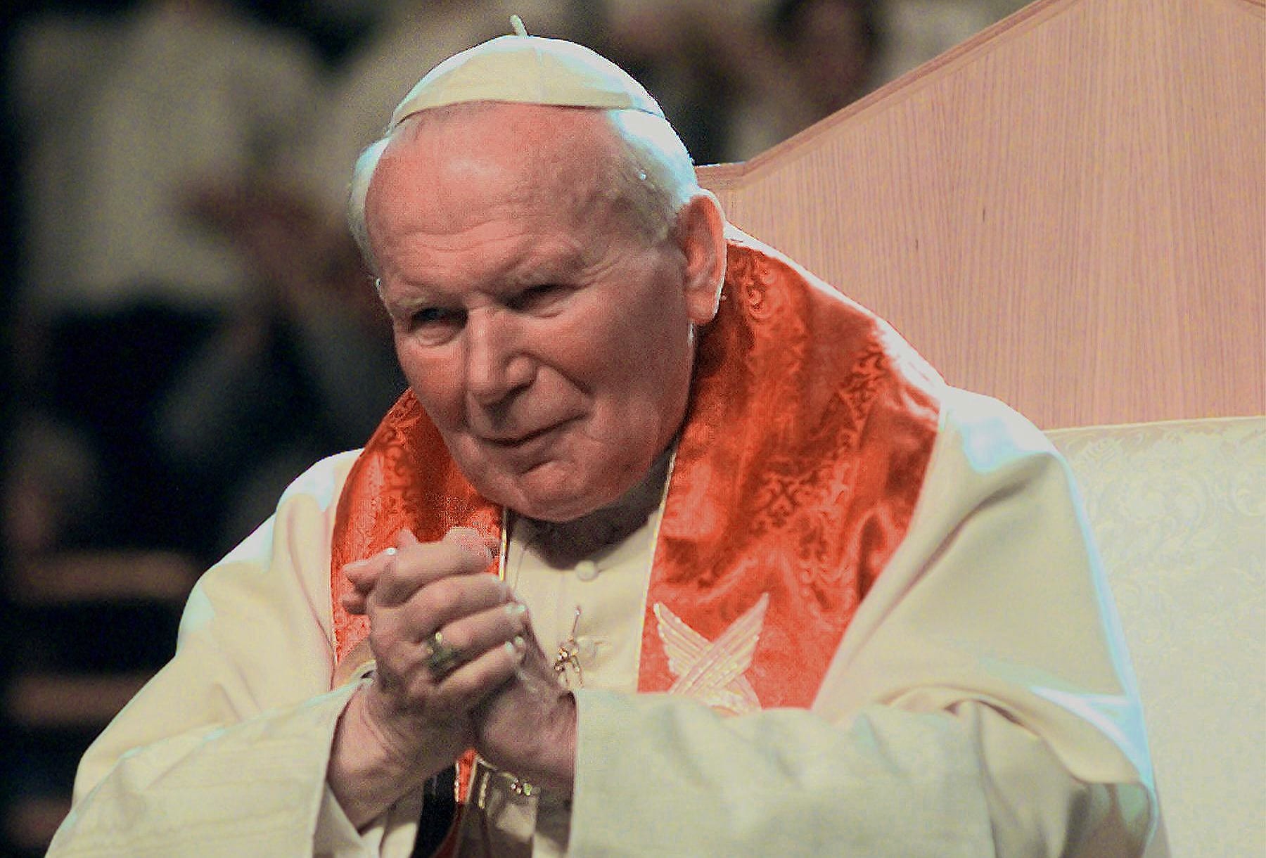 Pope John Paul II addresses a youth rally in the United Sates in 1999.