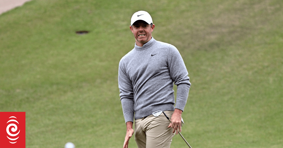 Banana skin hinders golf superstar Rory McIlroy at Australian Open