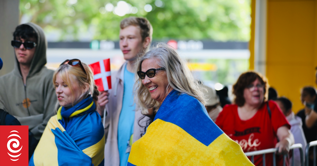 Queues build as shoppers line up for IKEA's Auckland opening