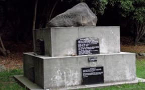 Rongo Memorial Rock, in Dunedin, commemorates the imprisonment of the Parihaka political prisoners.