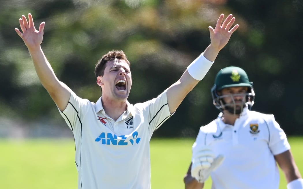 Matt Henry took 7-23 - the fourth best bowling figures by a New Zealander in test cricket.