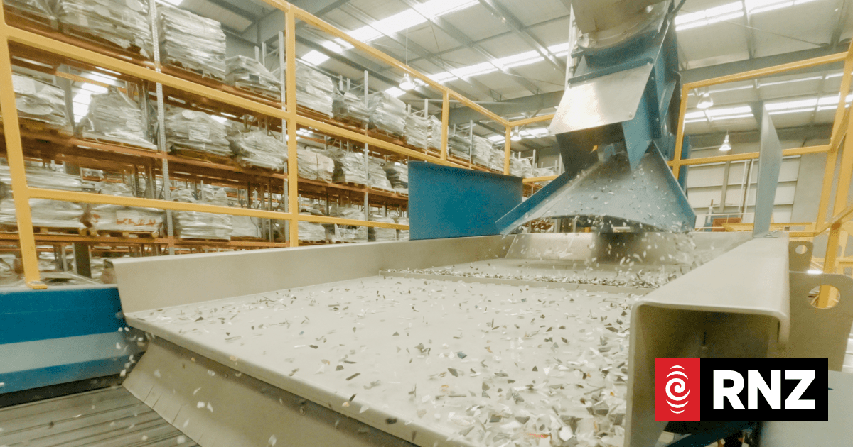 Computer Recycling unveils new machine to deal with NZ's huge e-waste ...