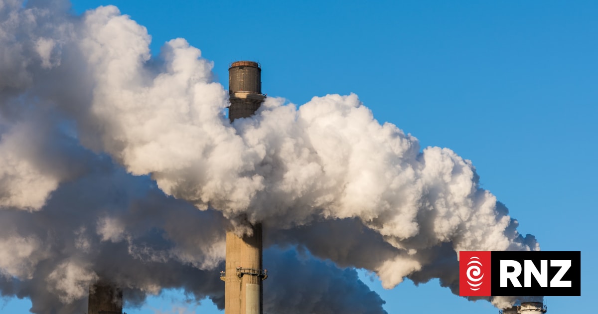 Fiji and Marshall Islands call for EU to up climate change targets