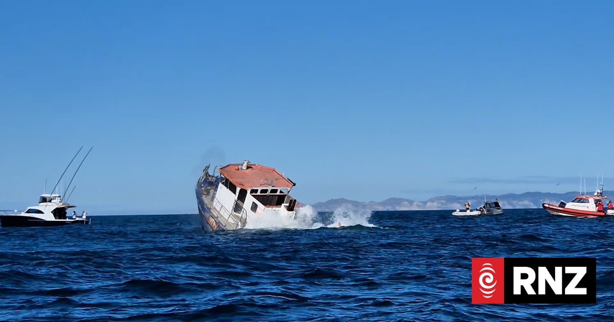 After three years of planning, a decommissioned fishing trawler took just 10 minutes to sink