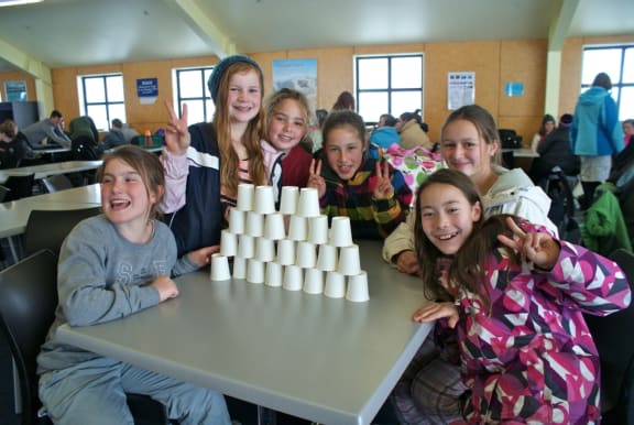 Girls from Mt Hutt College get creative in the cafe while stranded. (L to R) Leanne Dixon, Penelope Geortzen, Hayley Riordian, Isabelle Talbot, Alesha Ingham.