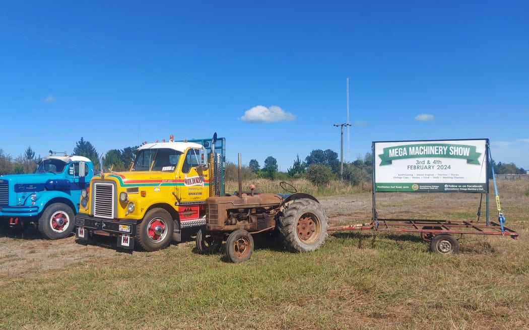 Horowhenua Vintage Machinery club
