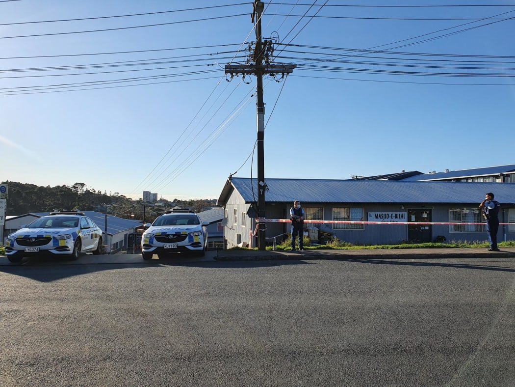 Police on guard at Masjid-E-Bilal mosque in Glen Eden, west Auckland - 4 September 2021