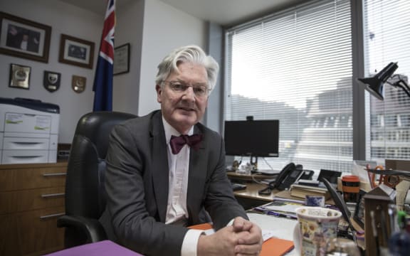 Peter Dunne announces he will resign at the 2017 election after 33 years in parliament.
