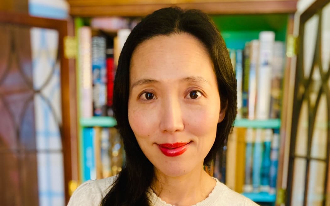 Author Dami Jung