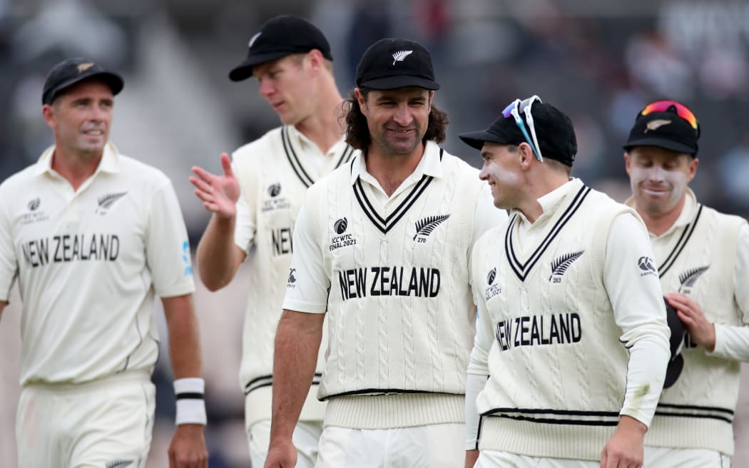 New Zealand players Colin de Grandhomme and Tom Latham talk as they leave the pitch for lunch New Zealand BlackCaps v India.
Day 2 of the ICC World Test Championship Final at Southampton, England on Saturday 19th June 2021.