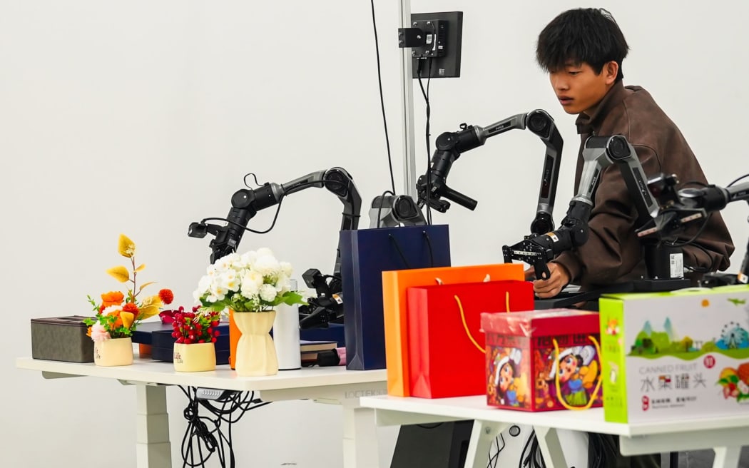 How filming your chores could train the android butlers of the future ...