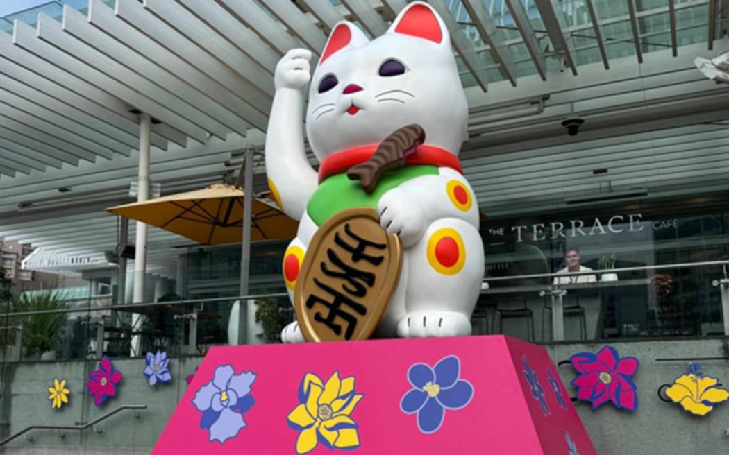 3-metre lucky cat with kiwi touches who is already in place in Aotea Square