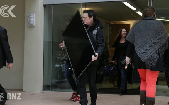 Wellington CBD building evacuated after cracks noticed