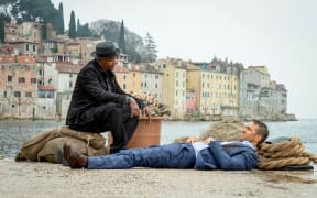 Samuel L Jackson and Ryan Reynolds in The Hitman's Wife's Bodyguard