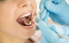 Dentist, mouth
