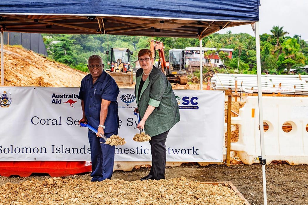 Australia's Foreign Minister, Marise Payne and Solomon Islands' caretaker Prime Minister Rick Hou in Honiara at a ceremonial ground-breaking event for the landing site of the Coral Sea Cable. 05-02-2018