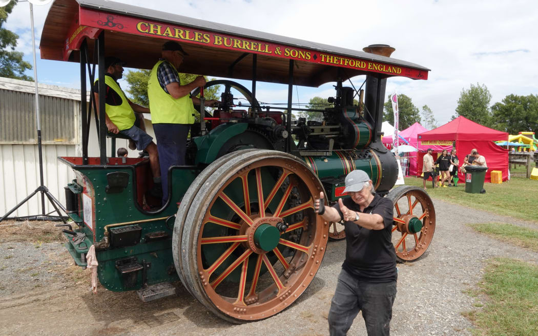 Linda Bracken directs Kaikohe Pioneer Village's 1901 Burrell steam traction engine
