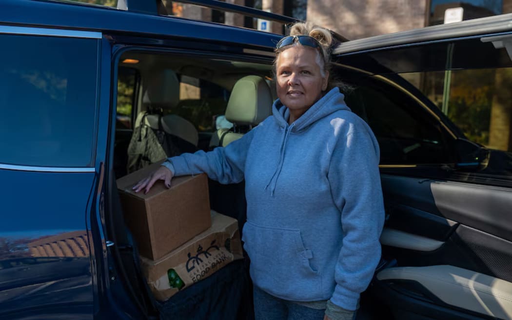 Maria Garcia has had to dig into her savings to pay off her mortgage amid the shutdown. (ABC News: Bradley McLennan)