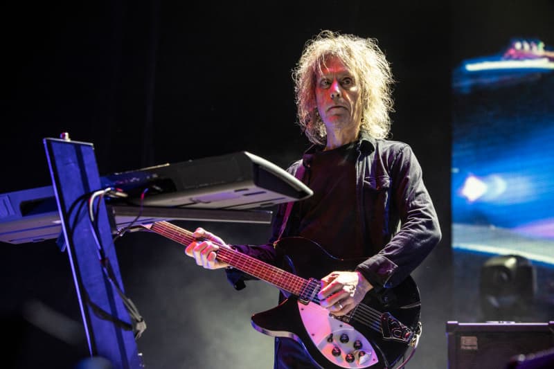 CHULA VISTA, CALIFORNIA - MAY 20: Perry Bamonte of The Cure performs at North Island Credit Union Amphitheatre on May 20, 2023 in Chula Vista, California.   Harmony Gerber/Getty Images/AFP (Photo by Harmony Gerber / GETTY IMAGES NORTH AMERICA / Getty Images via AFP)