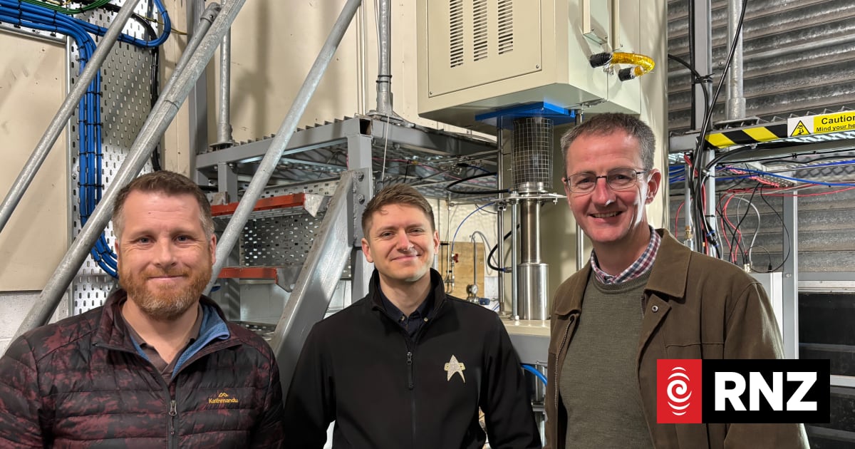 Our Changing World: High powered magnets, and making steel with hydrogen