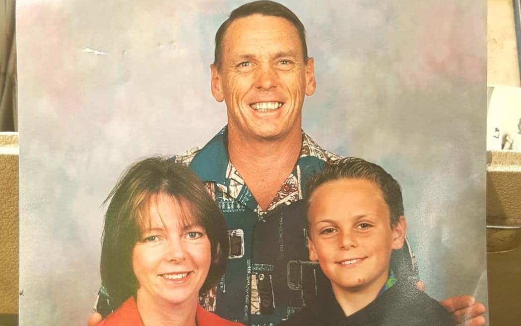 A trove of family photos was discovered in a sewing machine box dropped off at an Auckland community recycling centre.