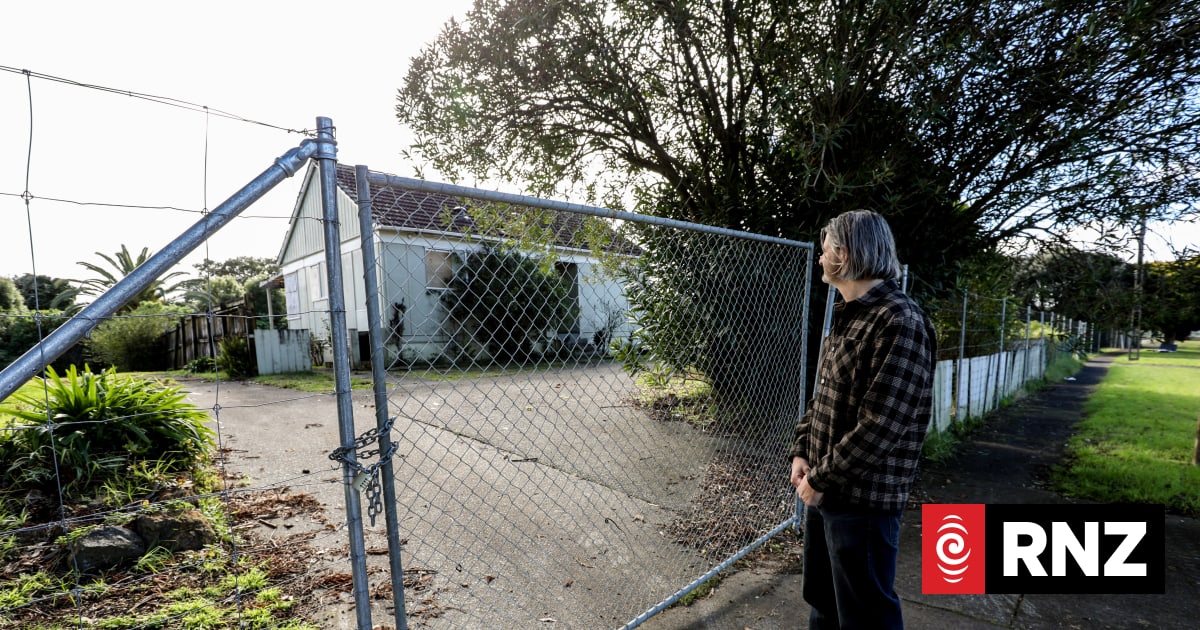 'Left to rot': Auckland residents say Kainga Ora ghost homes