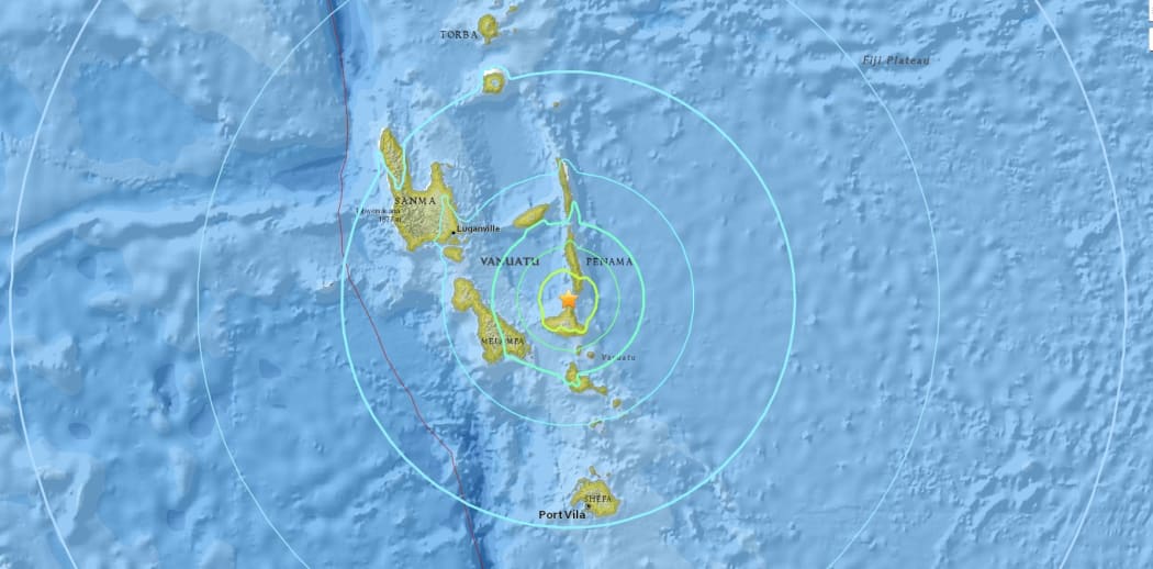 The 6.7 quake struck in the waters between Malekula and Ambrym.