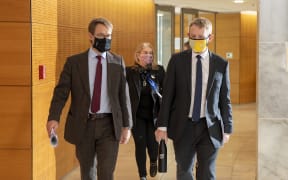 -POOL- Photo by Mark Mitchell: Director general of health Dr Ashley Bloomfield and Covid-19 Response Minister Chris Hipkins arriving for their Delta outbreak update at Parliament, Wellington.   20 October, 2021. NZ Herald photograph by Mark Mitchell