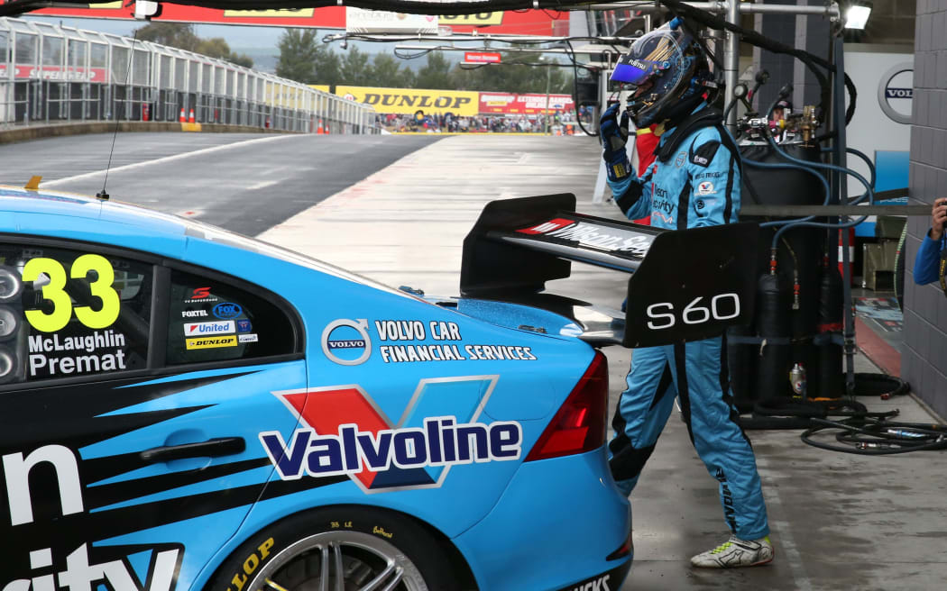 Scott McLaughlin prepares to get back into his Volvo at Bathurst, Mount Panorama, Bathurst NSW. 8-11 October 2015. Photo: Clay Cross / photosport.nz