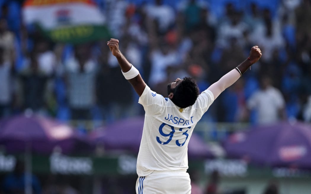 India's Jasprit Bumrah celebrates after the dismissal of England's captain Ben Stokes during the second day of the second Test cricket match between India and England at the Y.S. Rajasekhara Reddy Cricket Stadium in Visakhapatnam on February 3, 2024. (Photo by DIBYANGSHU SARKAR / AFP) / -- IMAGE RESTRICTED TO EDITORIAL USE - STRICTLY NO COMMERCIAL USE --