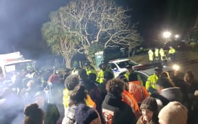 Police presence ramps up at Ihumatao on the evening of 5 August 2019.