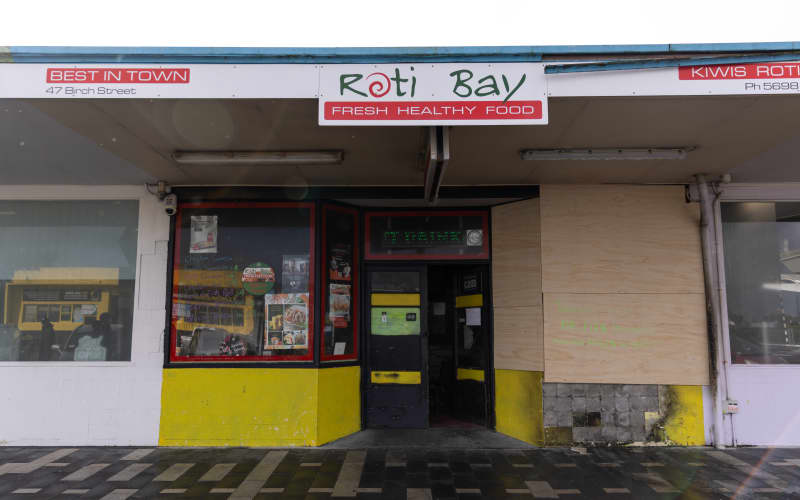Fire destroys Wellington family restaurant of 16 years | RNZ
