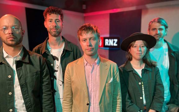 Anthonie Tonnon and musicians performing at RNZ