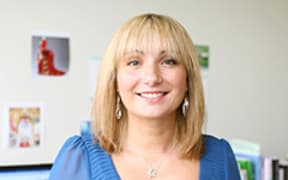 Lorna Piatti-Farnell