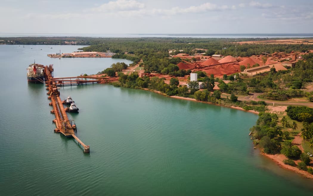 Tropical Cyclone Narelle to deliver 'hurricane-force' winds when it ...