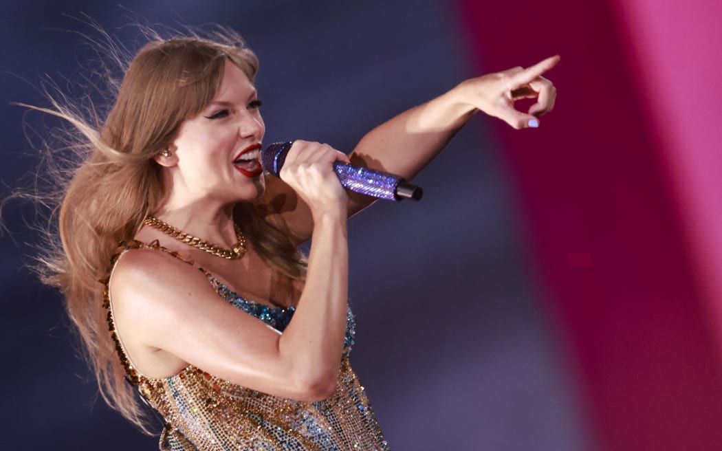 US singer-songwriter Taylor Swift performs during her Eras Tour at Sofi stadium in Inglewood, California, August 7, 2023. (Photo by Michael Tran / AFP) / RESTRICTED TO EDITORIAL USE