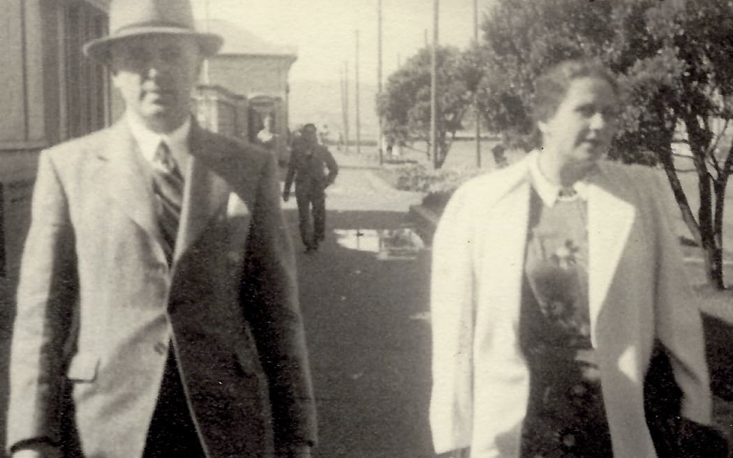 John and Maria Dronke, Oriental Parade, 1940s