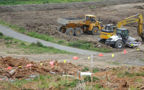 Machinery at Transmission Gully works site