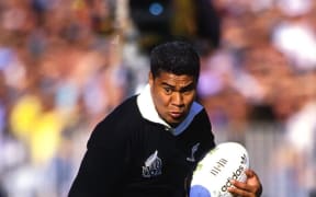 All Blacks winger Va'inga Tuigamala against a World XV in 1992