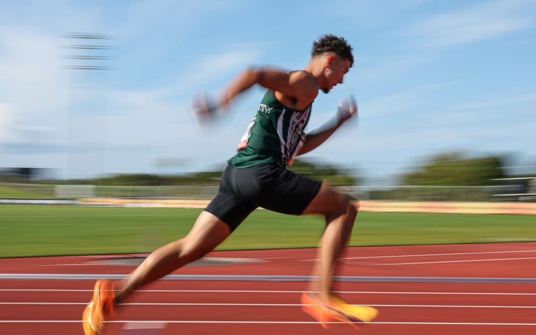 Lex Revell-Lewis competes in the Men 400m during the Sir Graeme Douglas International Athletics Meet.