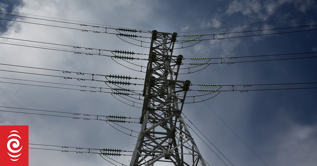 More than 6000 West Auckland homes affected by fibre outage