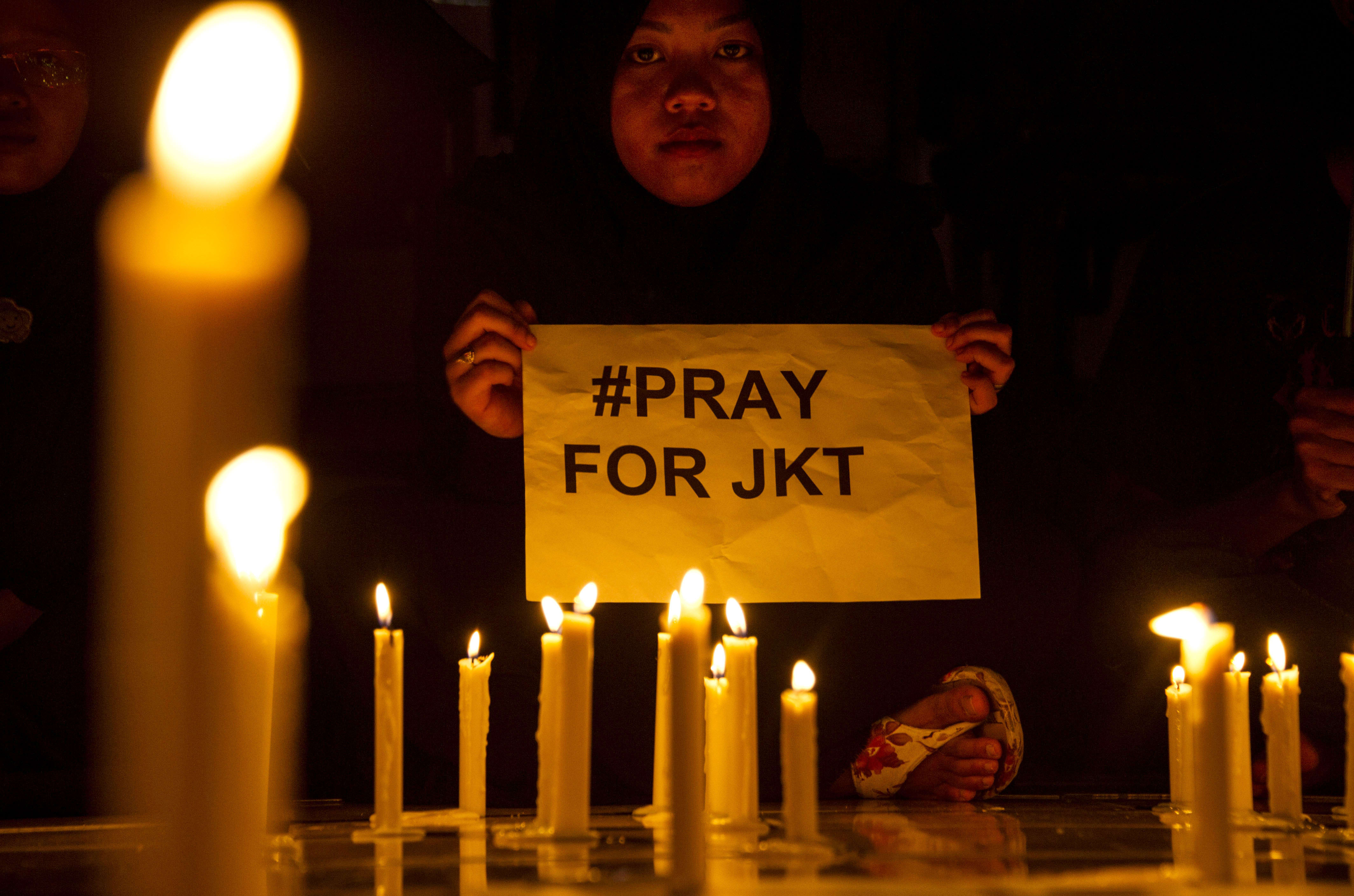A candlelit protest was held in Surabaya, Eastern Java island to condemn the Jakarta attacks.