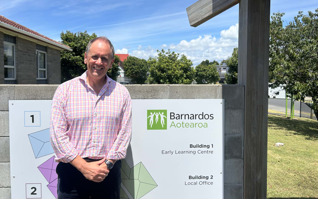 Matt Reid, Barnados