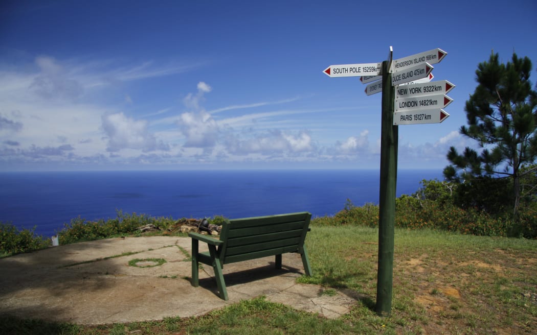 Pitcairn's highest point: 360 degree view of South Pacific Ocean, 2012.